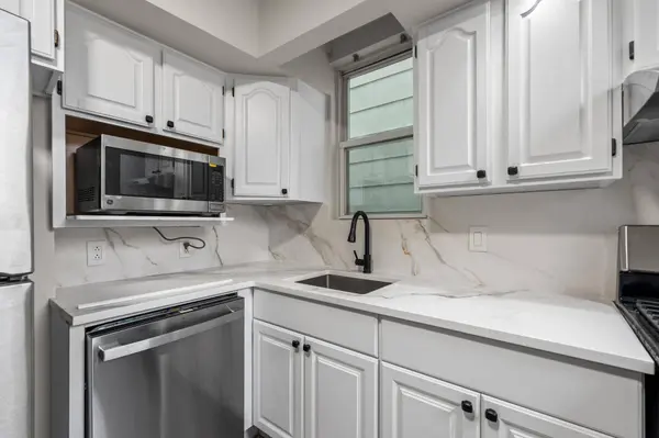 292 CLAREMONT AVE  #1st floor, Jc Downtown, NJ 07305