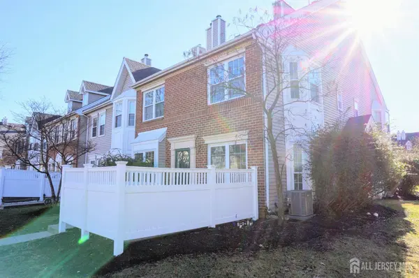 1 Bristol DR, North Brunswick, NJ 08902