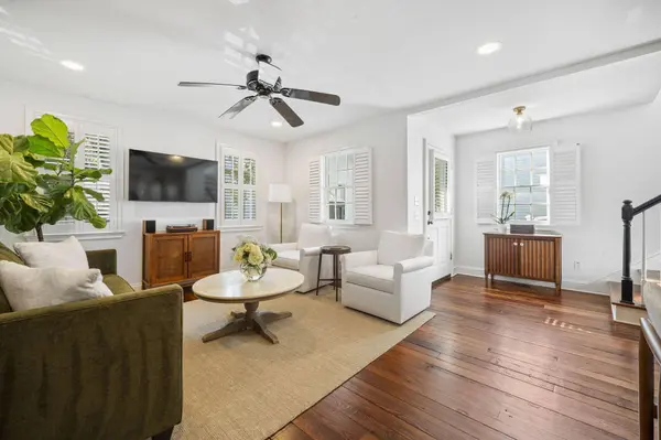 57 Ashe St, Charleston, SC 29403