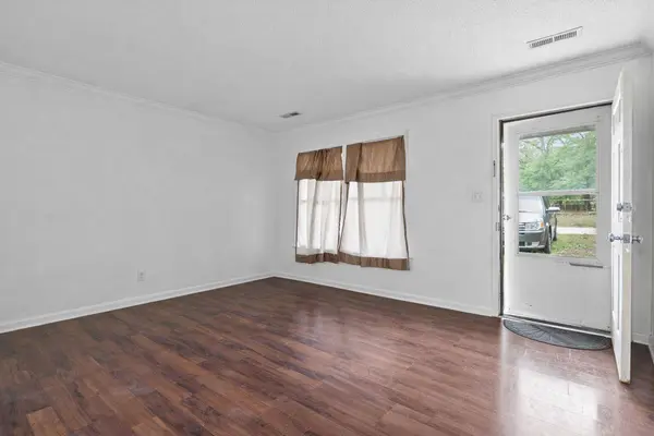 114 Rahway Rd, Goose Creek, SC 29445