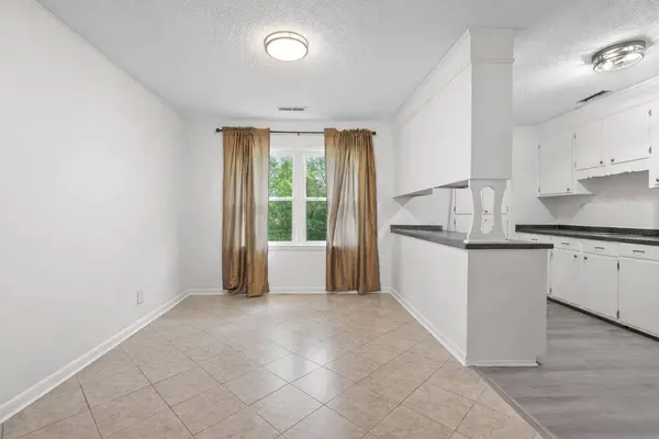 114 Rahway Rd, Goose Creek, SC 29445