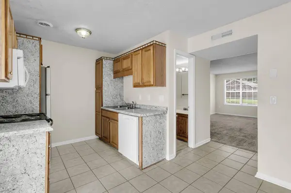 107 Hickory Ln #Unit D, Ladson, SC 29456
