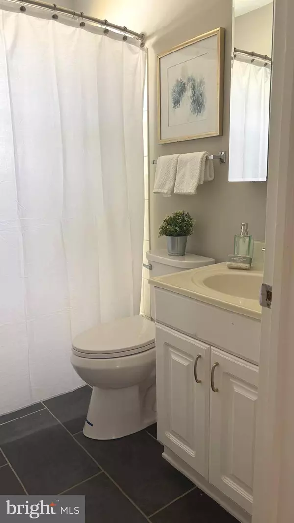 5931 1ST ST S, Arlington, VA 22204