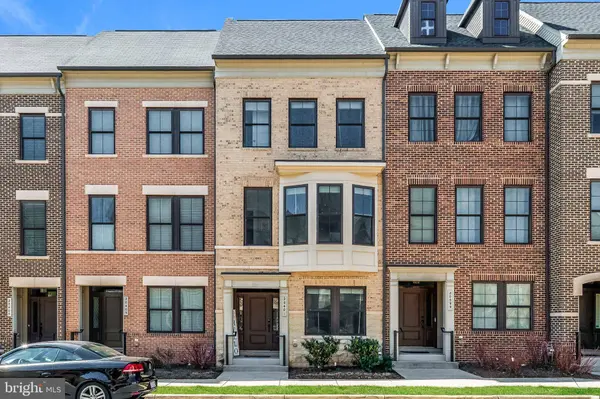 20401 CODMAN DR, Ashburn, VA 20147