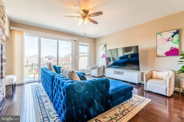 20401 CODMAN DR, Ashburn, VA 20147