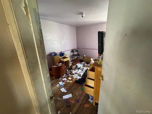 14616 VAUGHAN Street, Detroit, MI 48223