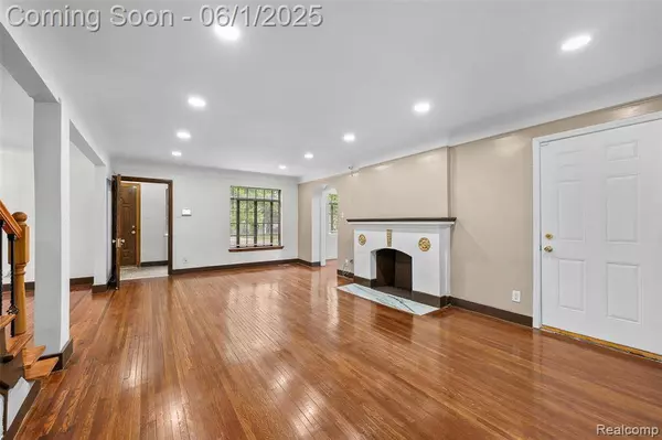 19537 Lancashire Street, Detroit, MI 48223