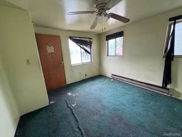 9590 Schaefer Highway, Detroit, MI 48227