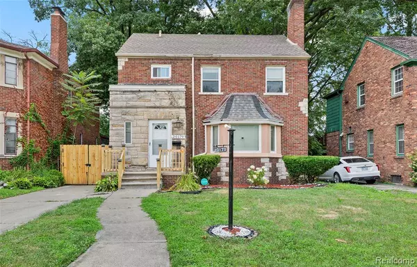 20179 CANTERBURY Road, Detroit, MI 48221