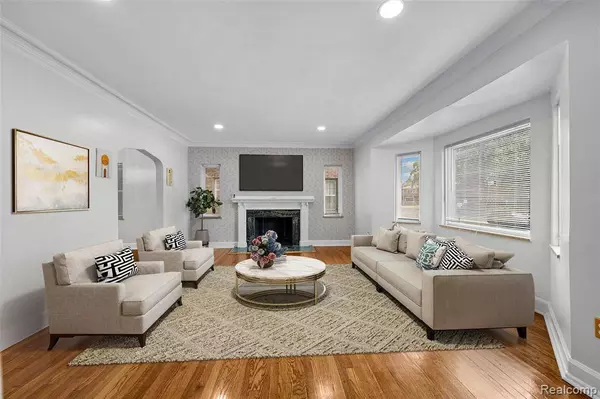 20179 CANTERBURY Road, Detroit, MI 48221