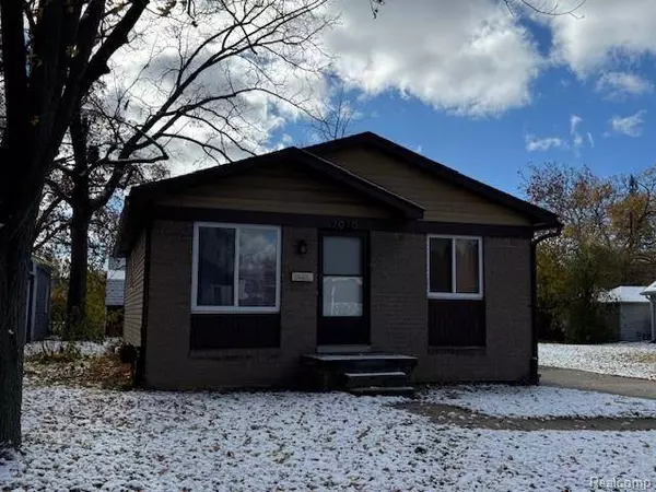 2010 GUTHRIE AVE, Royal Oak, MI 48067