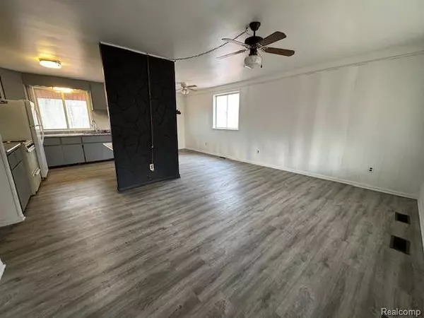 1115 E Granet AVE, Gladwin, MI 48030