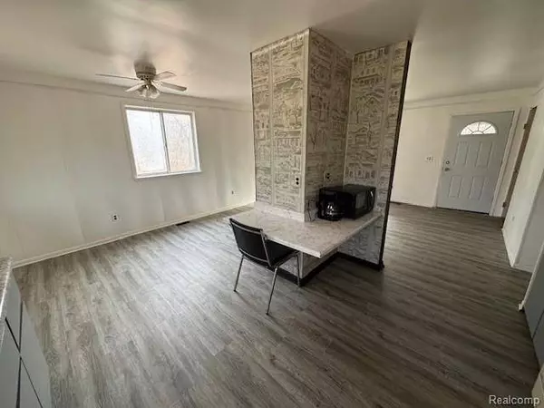 1115 E Granet AVE, Gladwin, MI 48030