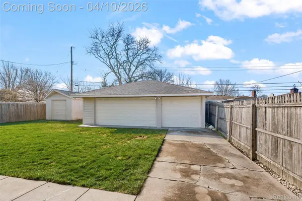 11368 Canterbury DR, Warren, MI 48093