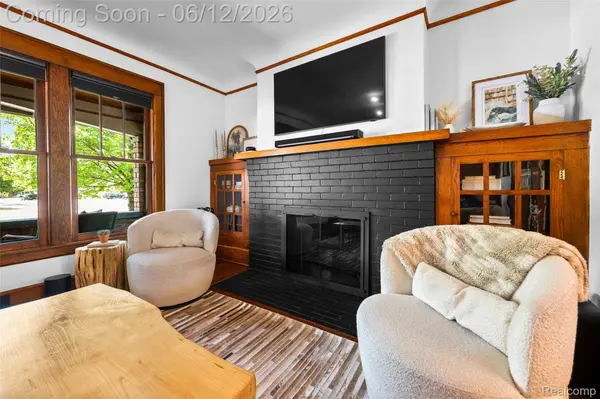 728 N Washington AVE, Royal Oak, MI 48067