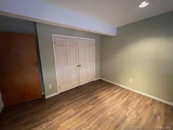 804 S STEPHENSON, Royal Oak, MI 48067