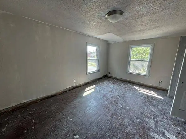 13313 Rosemary ST, Detroit, MI 48213