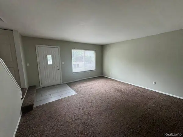 309 E Farnum AVE, Royal Oak, MI 48067