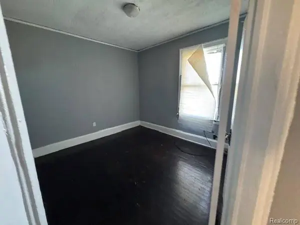 2517 Taylor ST, Detroit, MI 48206
