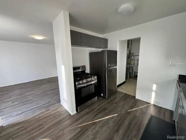 2025 LEITCH RD, Ferndale, MI 48220