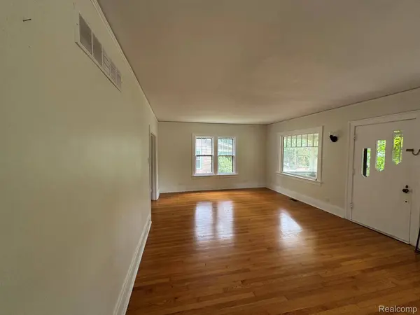 1812 Jackson AVE, Ann Arbor, MI 48103