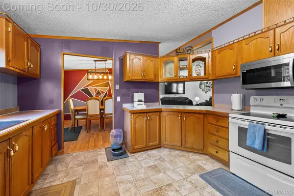 350 Barker RD, Northfield, MI 48189