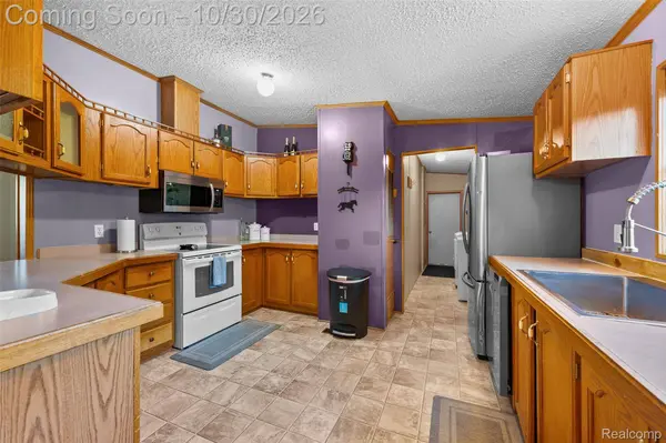 350 Barker RD, Northfield, MI 48189