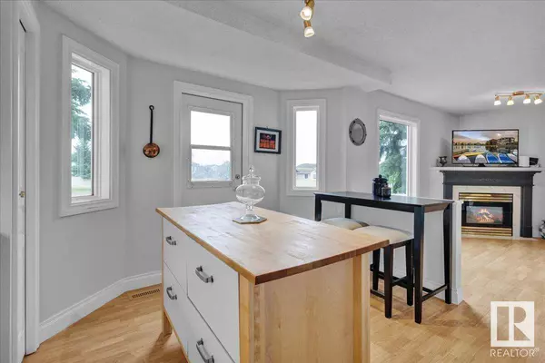 #7 10 RITCHIE WY, Sherwood Park, AB T8A 5R1