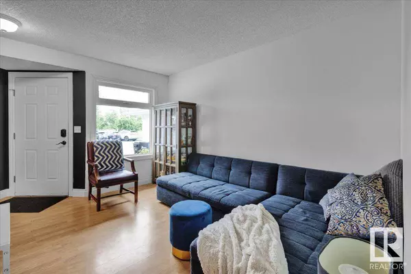 #7 10 RITCHIE WY, Sherwood Park, AB T8A 5R1