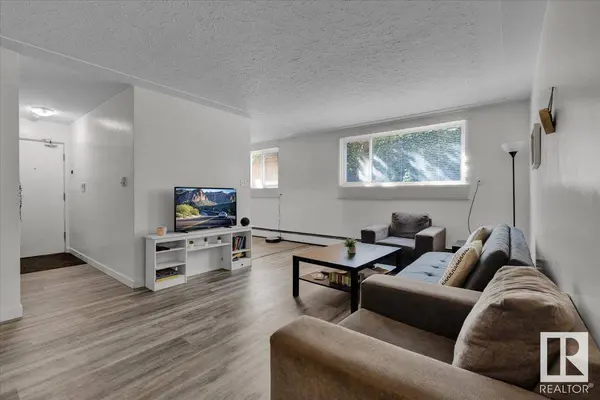 #3 10625 107 AV NW, Edmonton, AB T5H 0W5