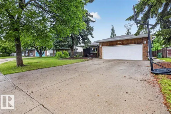 4312 43A AV, Leduc, AB T9E 4T3