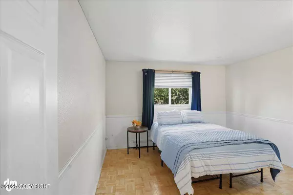 231 mccarrey ST 7A, Anchorage, AK 99508