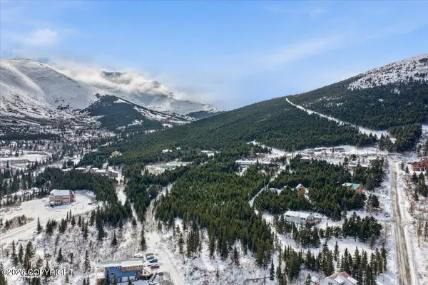 L2A B11H Rabbit Creek View DR, Anchorage, AK 99516