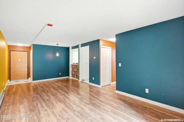 4630 Reka DR C14, Anchorage, AK 99508
