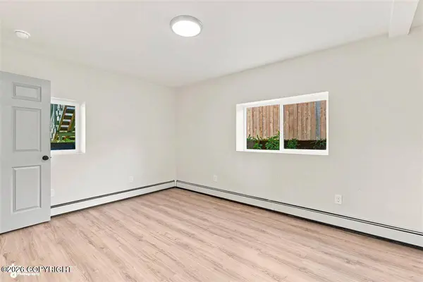 8110 Little Dipper AVE, Anchorage, AK 99504