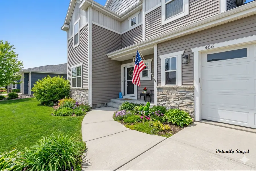 466 Crescendo Dr, Sun Prairie, WI 53590-8822