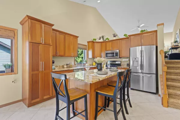 5474 SHALE Road, Fitchburg, WI 53711