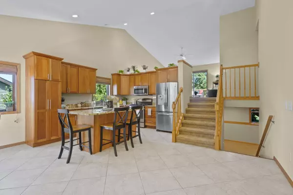 5474 SHALE Road, Fitchburg, WI 53711