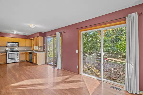 5 S YELLOWSTONE Drive, Madison, WI 53705