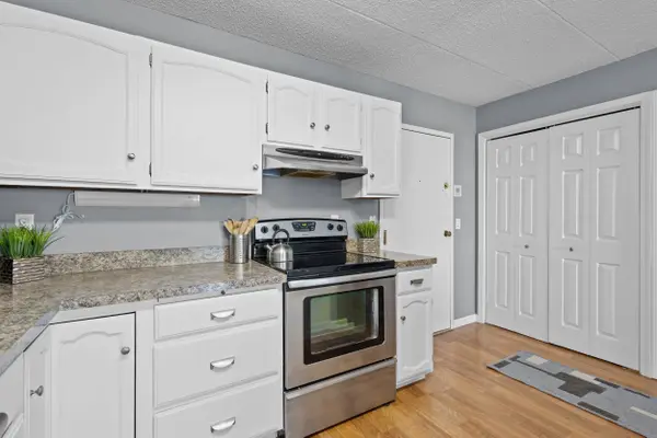 10 MAPLE WOOD Lane #3, Madison, WI 53704