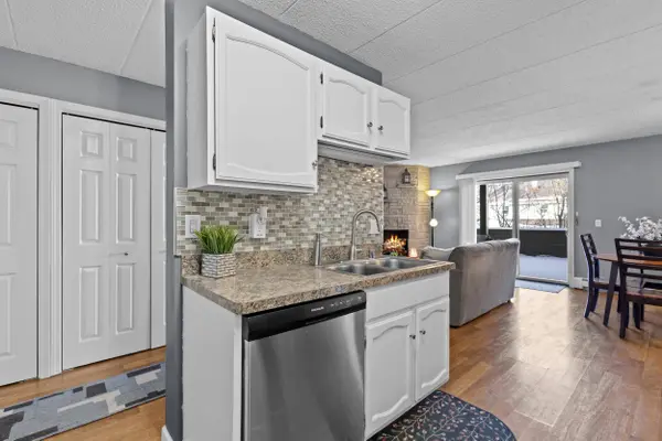 10 MAPLE WOOD Lane #3, Madison, WI 53704