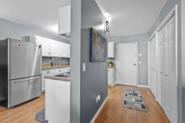 10 MAPLE WOOD Lane #3, Madison, WI 53704