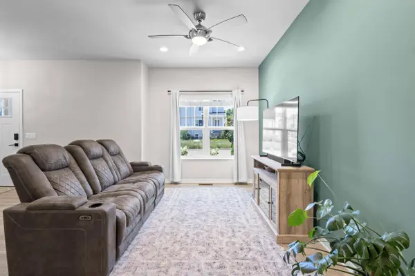 2832 Frisee Drive, Fitchburg, WI 53711