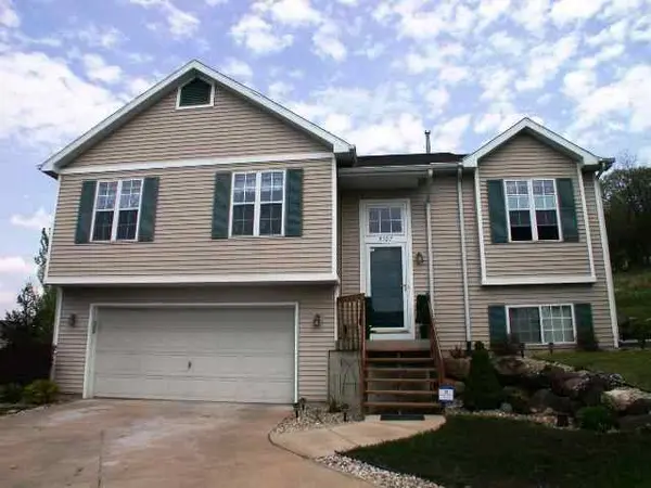 5157 RIDGE OAK Drive, Madison, WI 53704