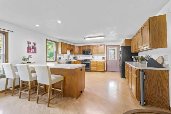 1642 Greenway Road, Sun Prairie, WI 53590
