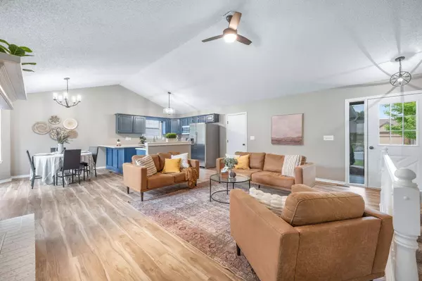 7025 E 39th St N, Wichita, KS 67226