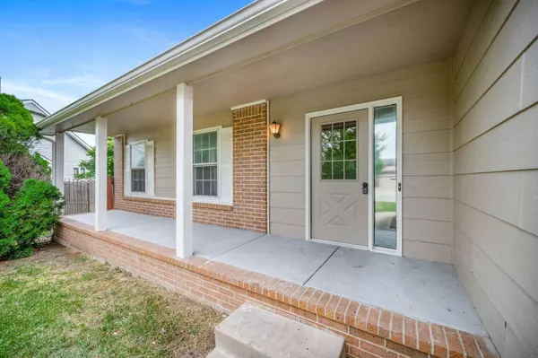 7025 E 39th St N, Wichita, KS 67226