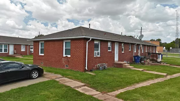 805 S San Pablo, Wichita, KS 67207