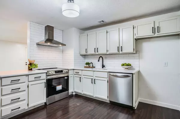 1903 E Bayley St, Wichita, KS 67211