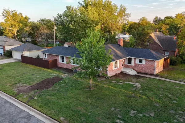 1440 N Athenian Ave, Wichita, KS 67203